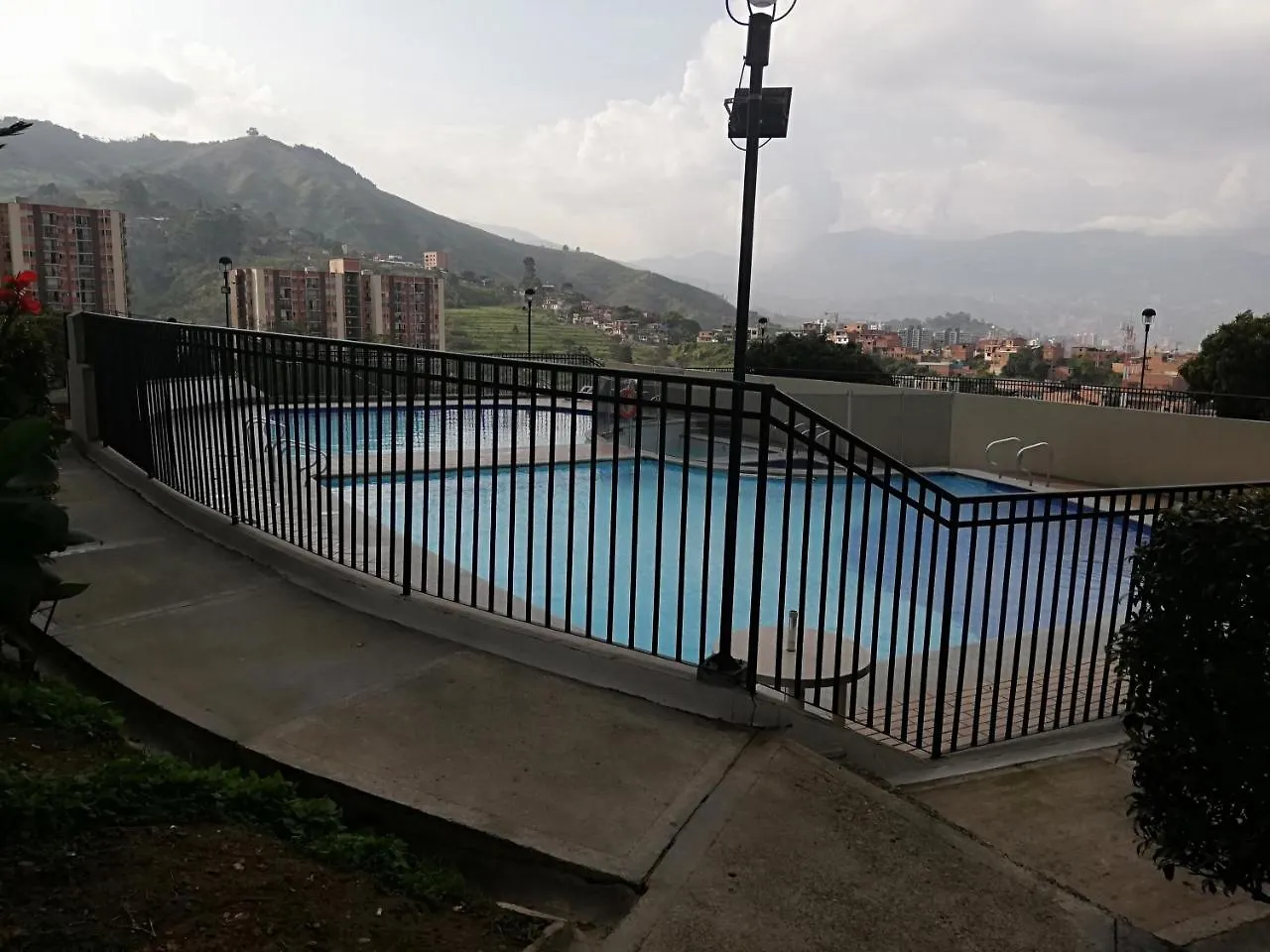 Apartamento Mirador De Rodeo Alto Apartament Medellín Kolumbia